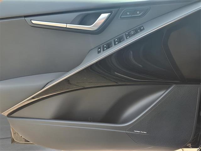 new 2025 Kia Niro car, priced at $34,720