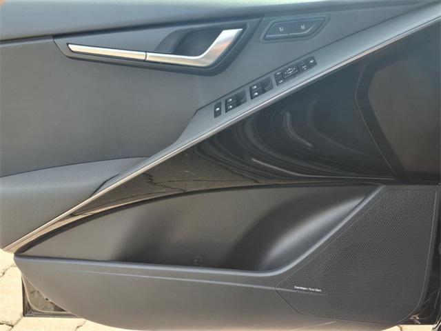 new 2025 Kia Niro car, priced at $34,720