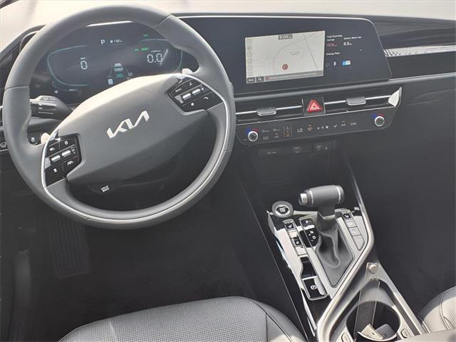 new 2025 Kia Niro car, priced at $34,720