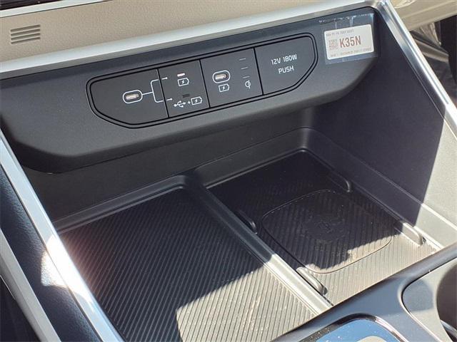 new 2026 Kia Carnival car, priced at $52,280
