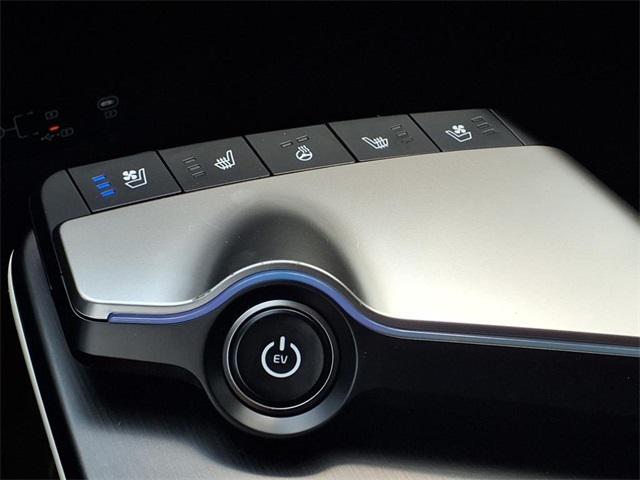 new 2025 Kia EV6 car, priced at $62,080