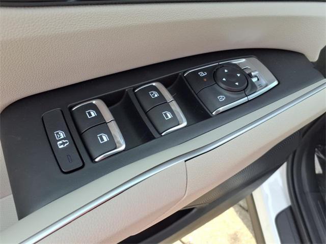 new 2025 Kia Sorento car, priced at $37,450