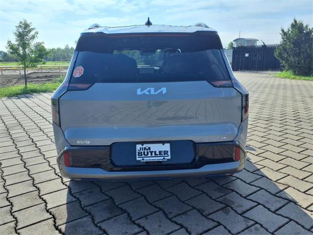 new 2026 Kia EV9 car, priced at $73,600