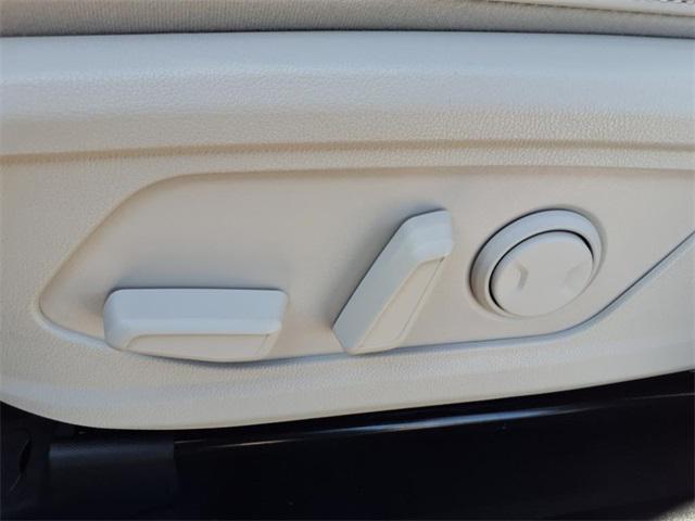 new 2025 Kia Sorento car, priced at $36,920