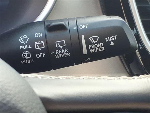 used 2021 Chrysler Pacifica Hybrid car, priced at $24,574