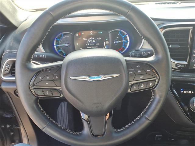 used 2021 Chrysler Pacifica Hybrid car, priced at $24,574