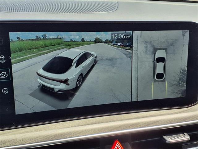 new 2026 Kia K5 car, priced at $39,270