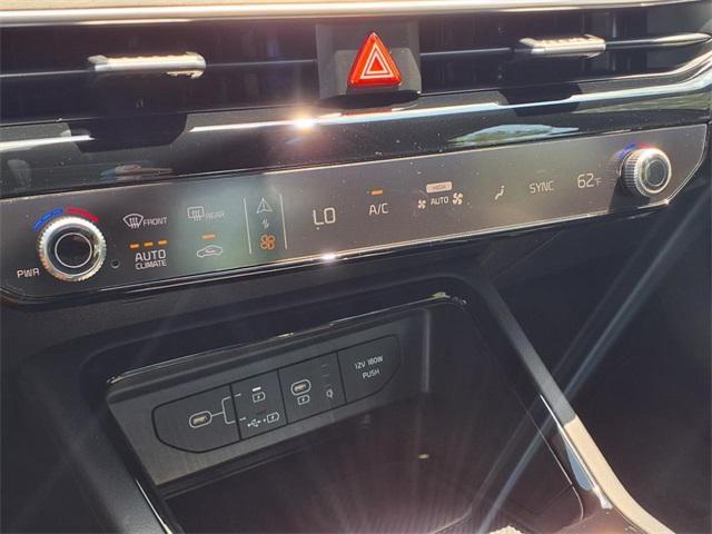 new 2026 Kia K5 car, priced at $39,270
