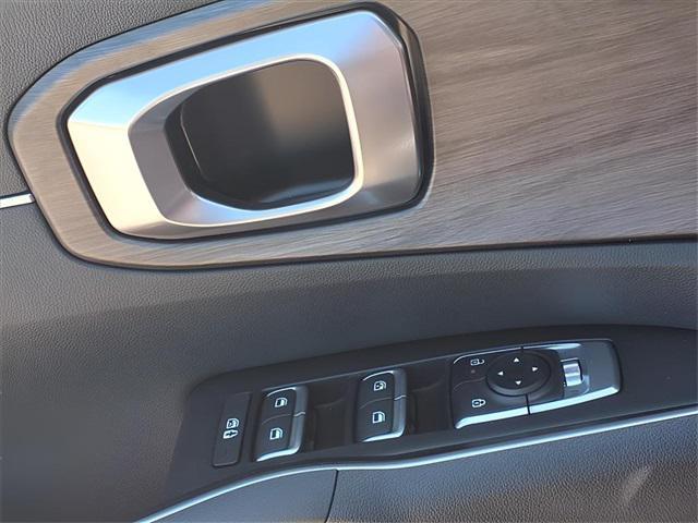 new 2026 Kia Sorento car, priced at $43,020