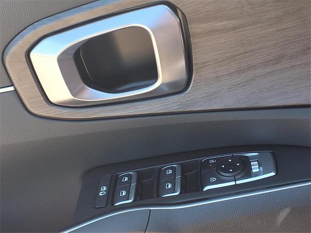 new 2026 Kia Sorento car, priced at $42,770