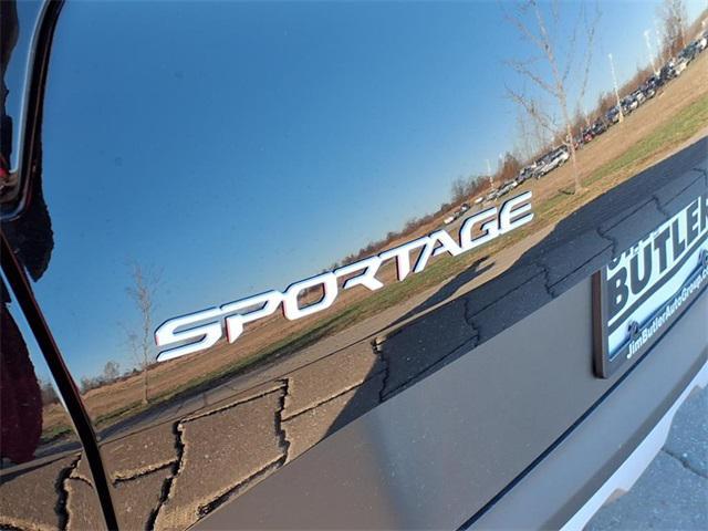 new 2025 Kia Sportage car, priced at $28,025