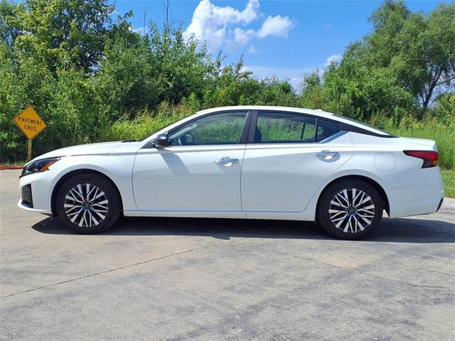 used 2025 Nissan Altima car, priced at $22,144