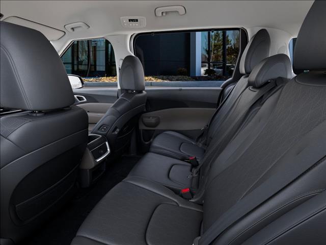 new 2025 Kia Carnival Hybrid car, priced at $44,165
