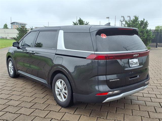 used 2024 Kia Carnival car, priced at $31,237