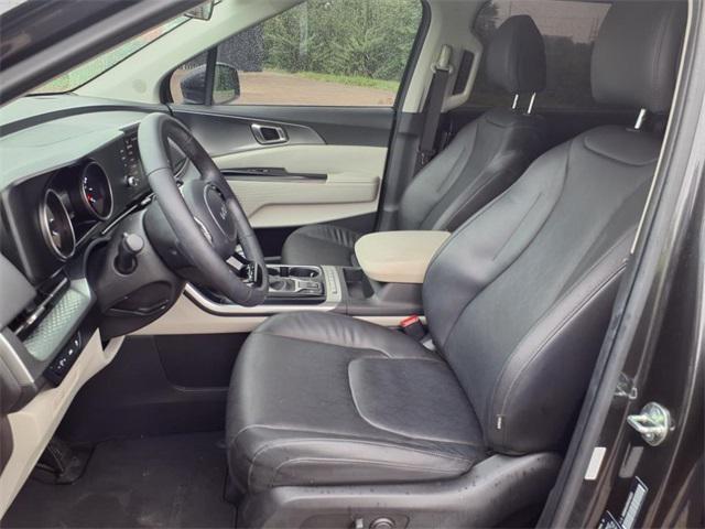used 2024 Kia Carnival car, priced at $31,237