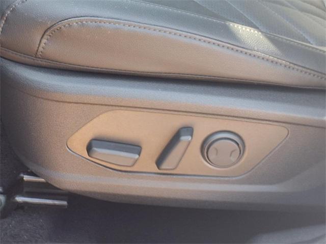 new 2025 Kia Sportage car, priced at $38,425