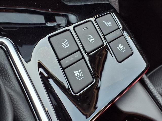 new 2025 Kia Sportage car, priced at $38,425
