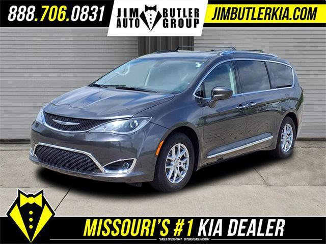 used 2020 Chrysler Pacifica car, priced at $16,975