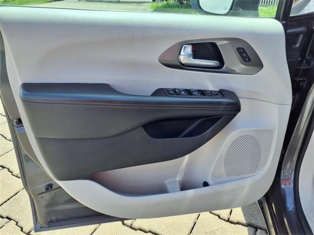 used 2020 Chrysler Pacifica car, priced at $16,975