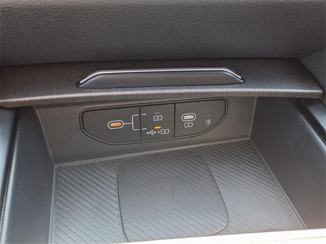 new 2026 Kia Sportage car, priced at $36,195