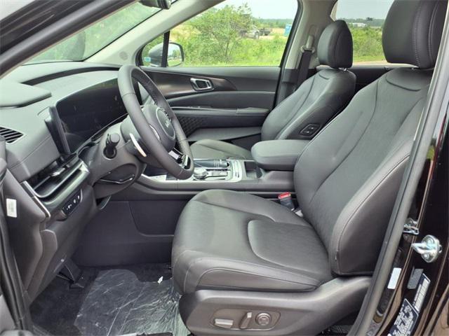 new 2025 Kia Carnival Hybrid car, priced at $50,190