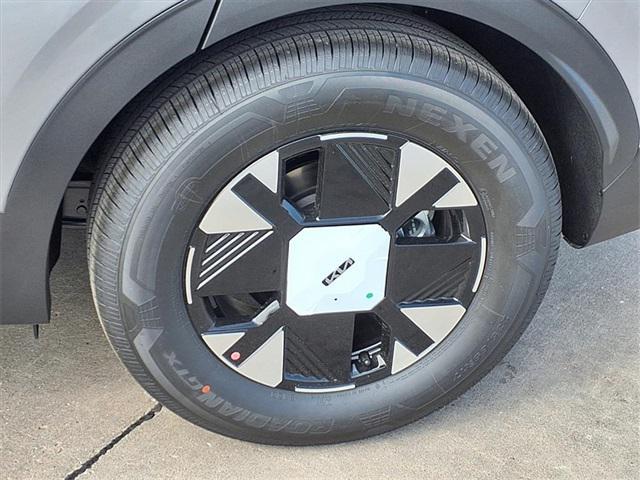 new 2026 Kia Sportage Hybrid car, priced at $31,055