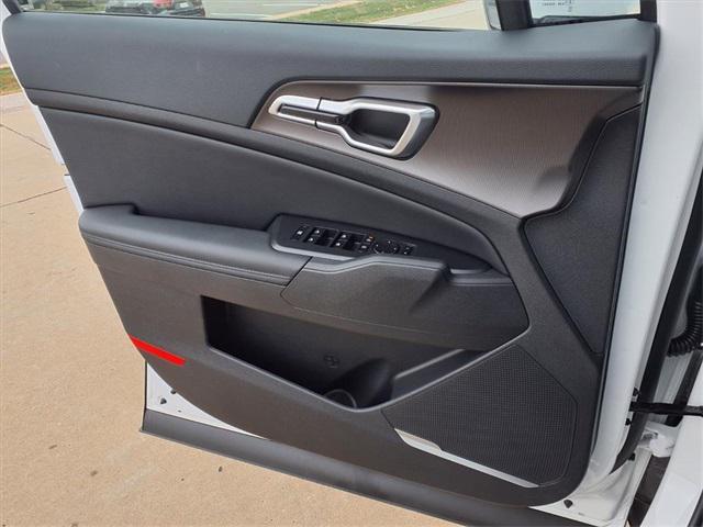 new 2026 Kia Sportage car, priced at $31,470