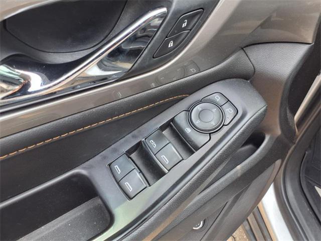used 2019 Chevrolet Traverse car, priced at $25,671