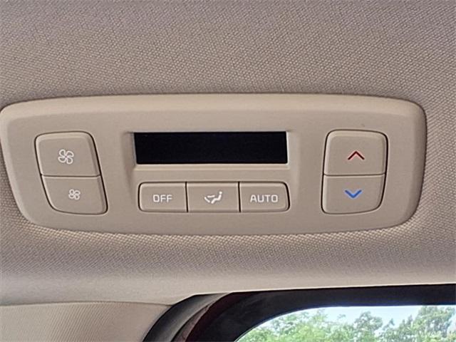 new 2025 Kia Carnival car, priced at $39,095