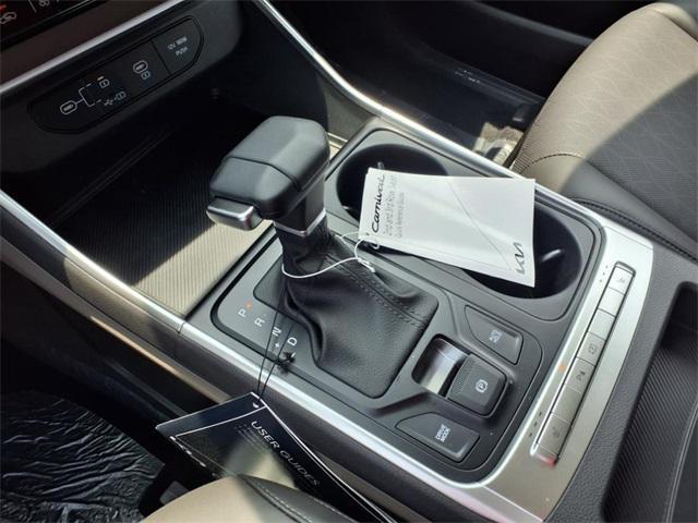 new 2025 Kia Carnival car, priced at $39,095