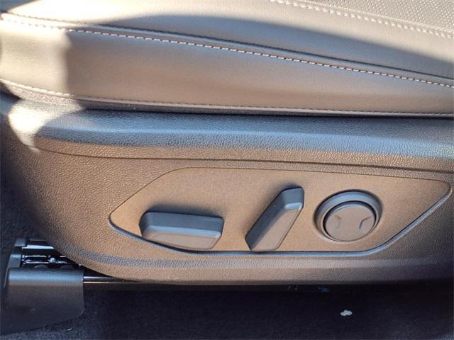 new 2025 Kia Sorento car, priced at $41,715