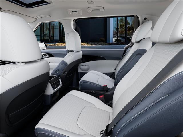 new 2026 Kia Carnival Hybrid car, priced at $53,025