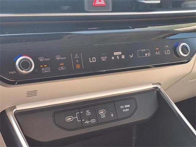 new 2026 Kia Carnival Hybrid car, priced at $52,525