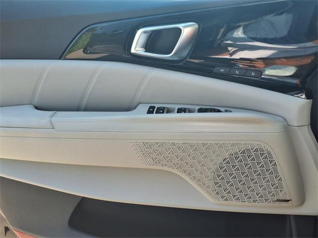 new 2026 Kia Carnival Hybrid car, priced at $52,525
