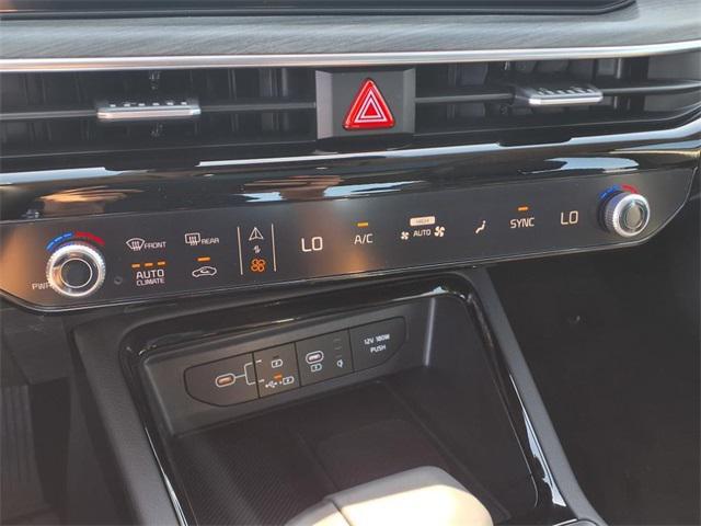 new 2025 Kia K5 car, priced at $35,455