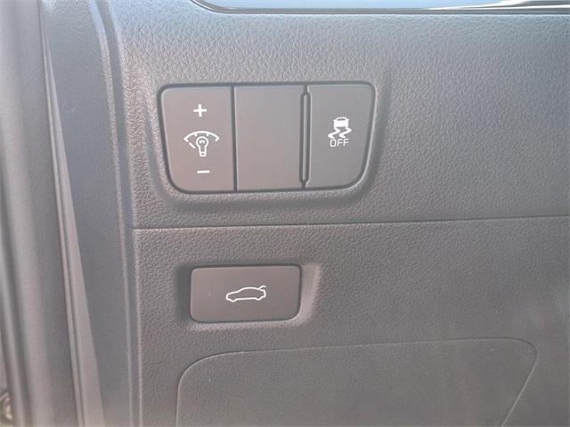 new 2025 Kia K5 car, priced at $35,455