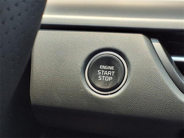 new 2025 Kia Seltos car, priced at $33,230