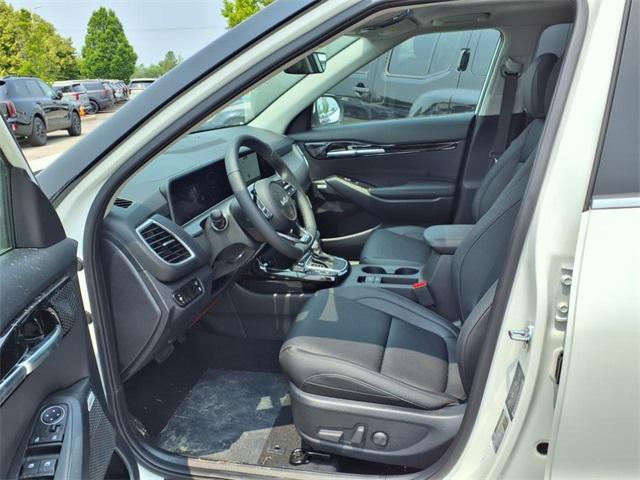 new 2025 Kia Seltos car, priced at $33,230