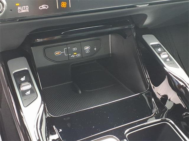 new 2025 Kia Sorento Hybrid car, priced at $46,930