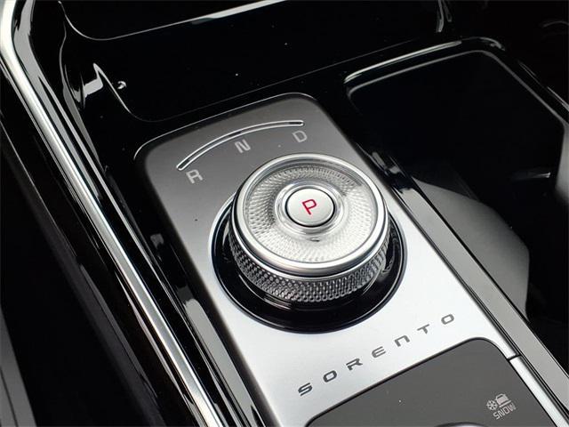 new 2025 Kia Sorento Hybrid car, priced at $46,930