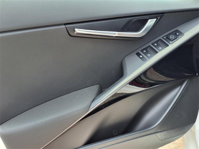 new 2025 Kia Niro car, priced at $31,370