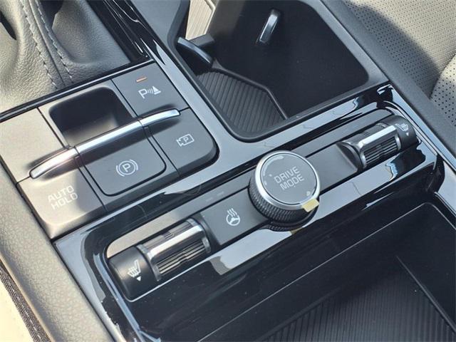 new 2025 Kia K5 car, priced at $33,050