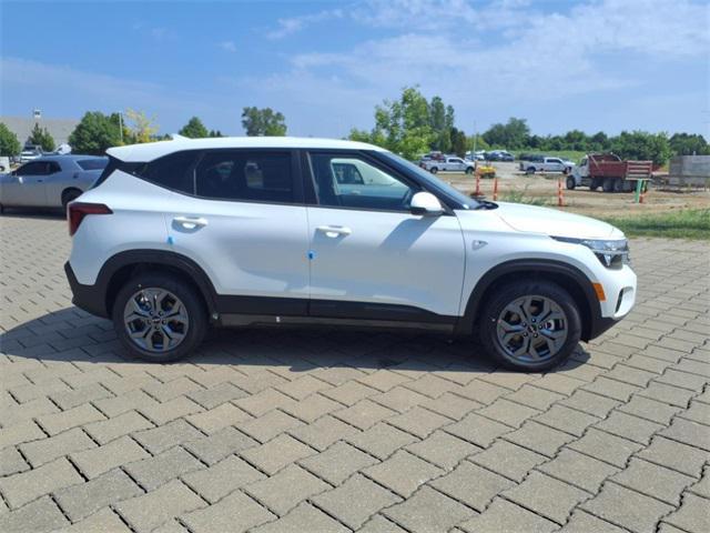 new 2026 Kia Seltos car, priced at $24,670