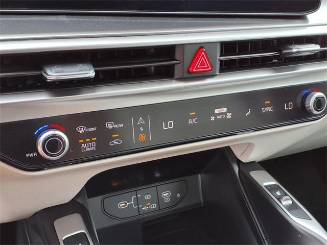 new 2025 Kia Sorento car, priced at $36,730