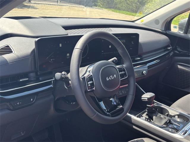 new 2025 Kia Carnival car