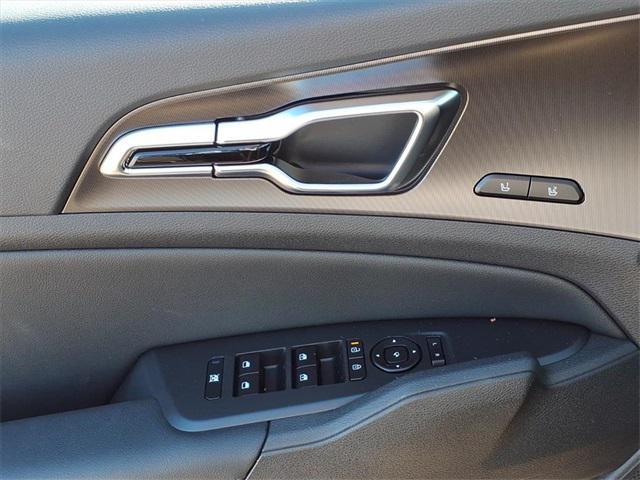 new 2026 Kia Sportage Hybrid car, priced at $41,970