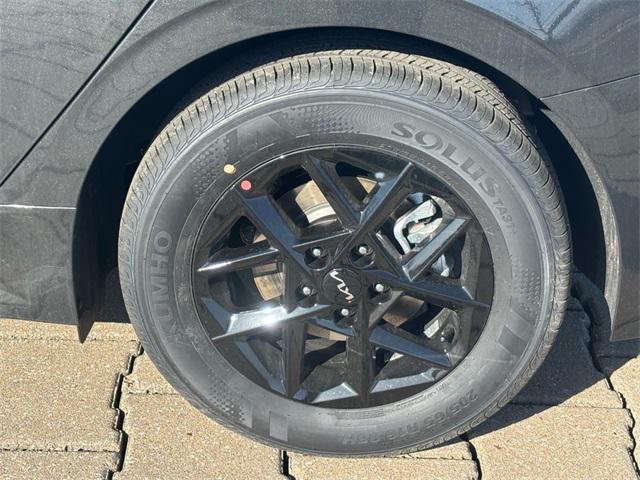 new 2025 Kia K5 car, priced at $27,385