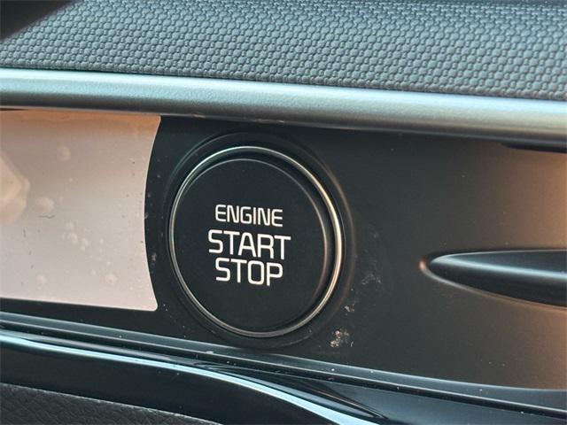 new 2025 Kia K5 car, priced at $27,385