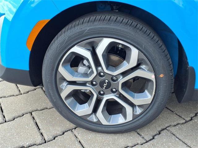 new 2025 Kia Soul car, priced at $27,495