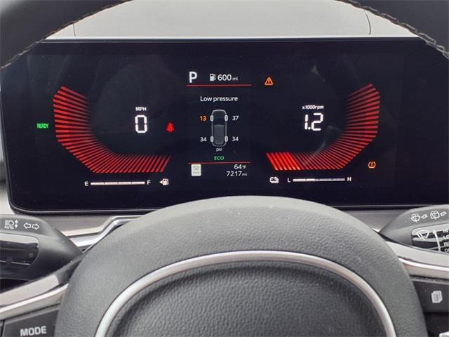 new 2025 Kia Sorento Hybrid car, priced at $42,560